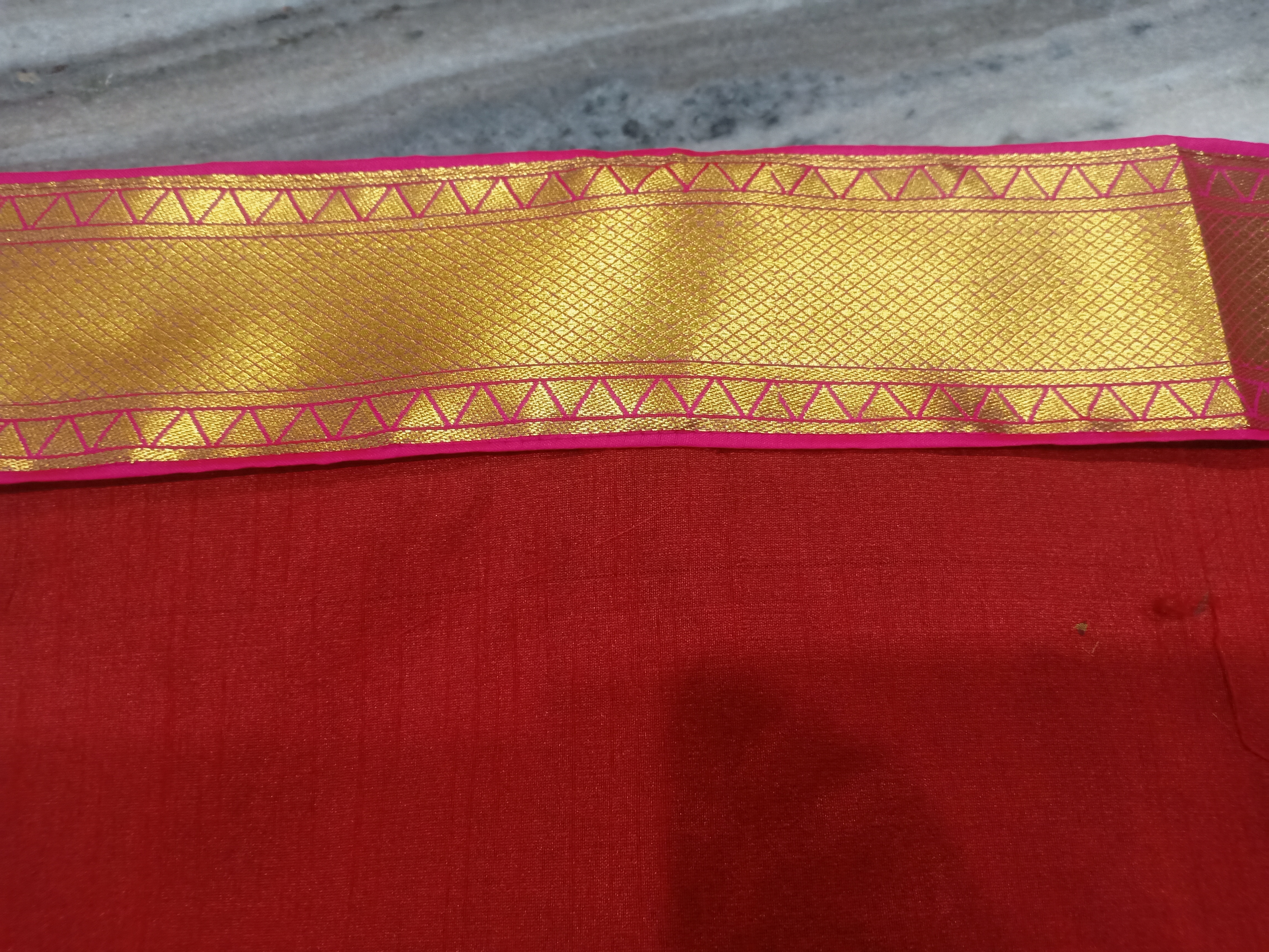 Red-color-saree-img-2