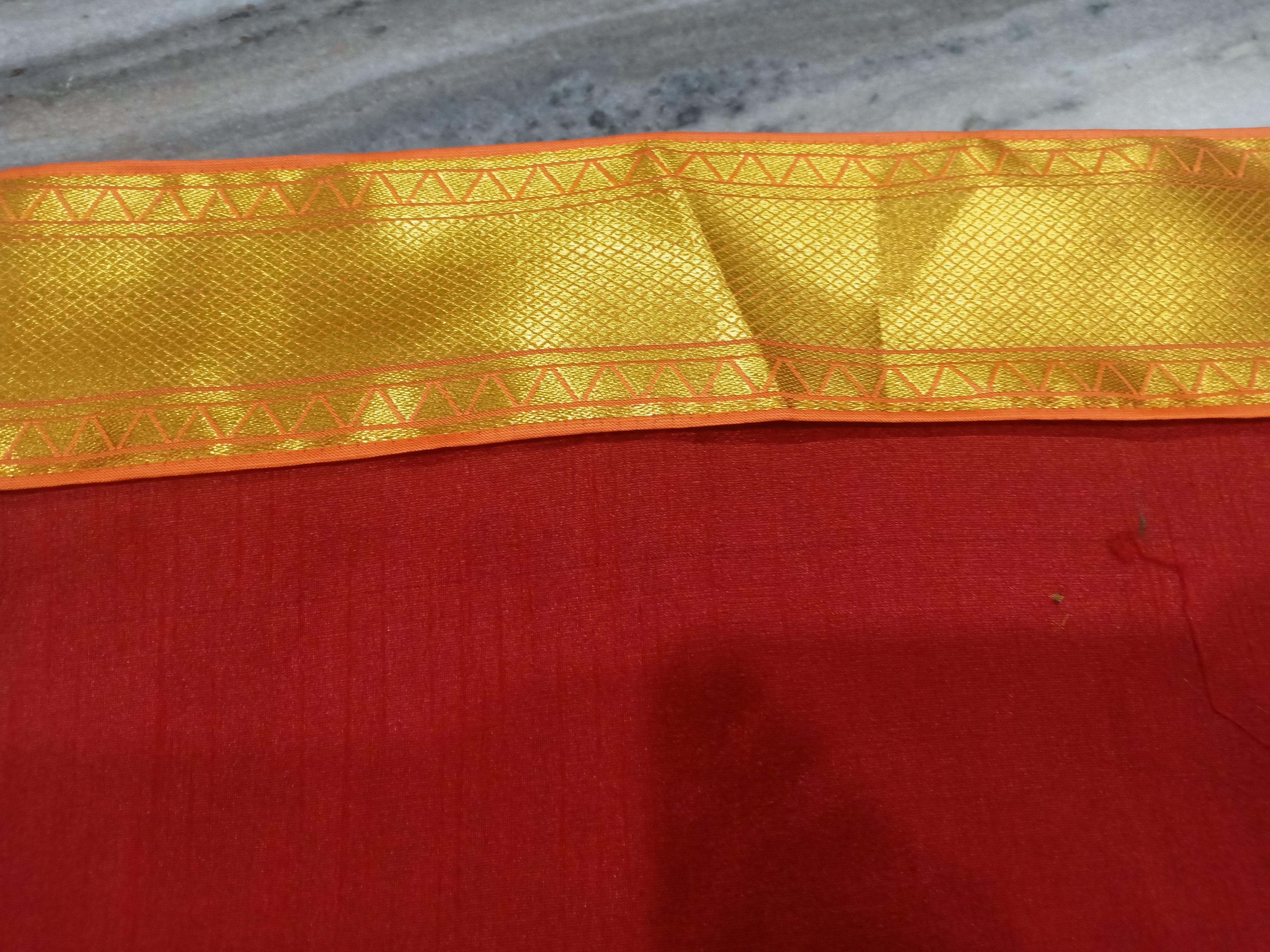 Red-color-saree-img-3